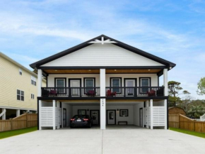 Red Snapper - amazing new home just two blocks from the beach home, Carolina Beach